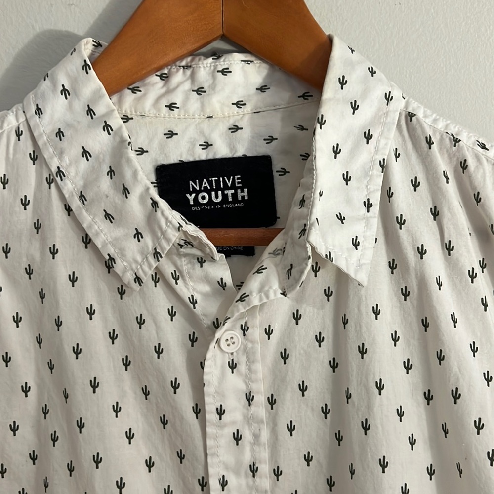 Native Youth Cactus Short sleeve shirt Medium